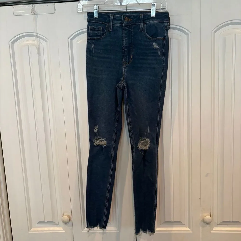 Old Navy Rockstar Super Skinny Jeans Size 4‎